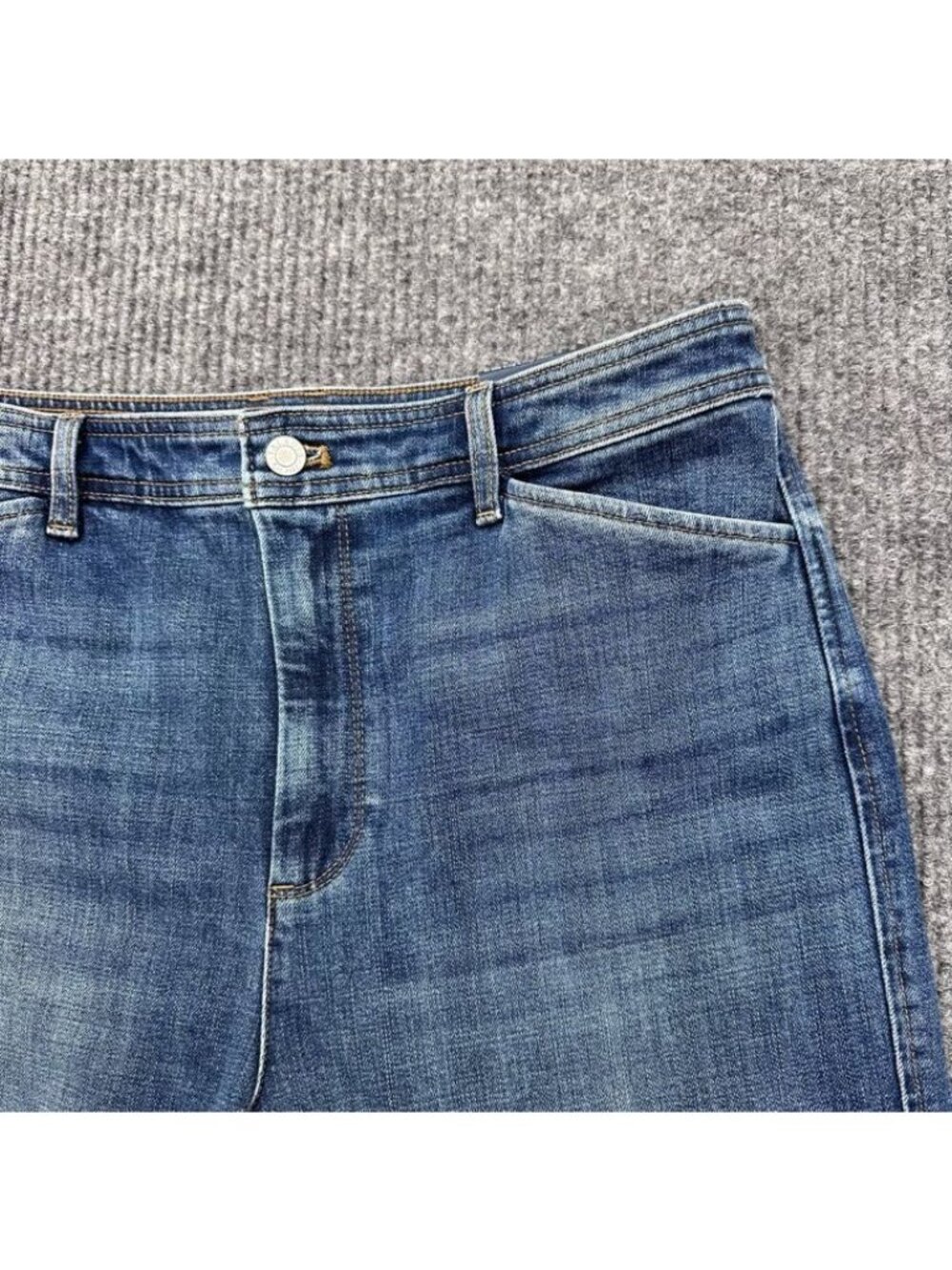 Talbots Wide Leg Crop Jeans Medium Wash Denim High Rise Relaxed Womens Sz 12 NEW - Picture 3 of 10